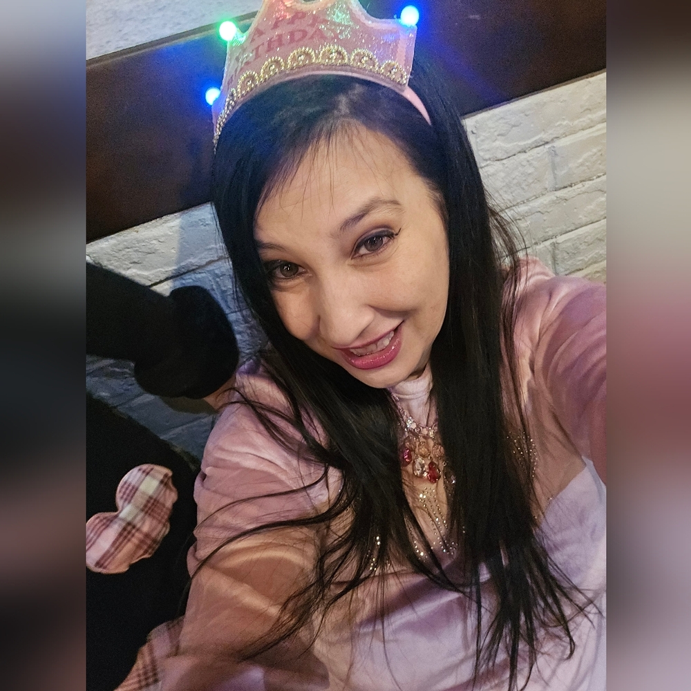 Hi! I'm Tara. 환영hwan-yeong - Picture 5 of 16
